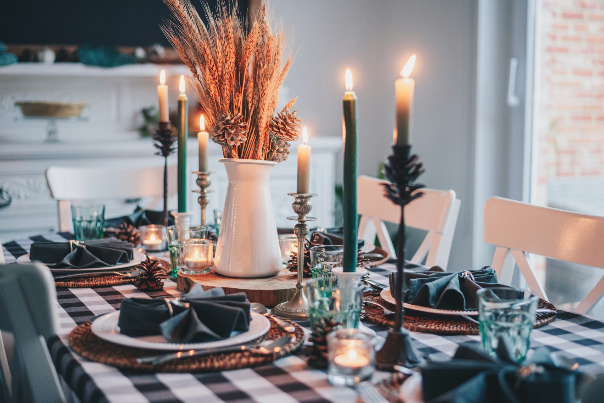 Thanksgiving-table